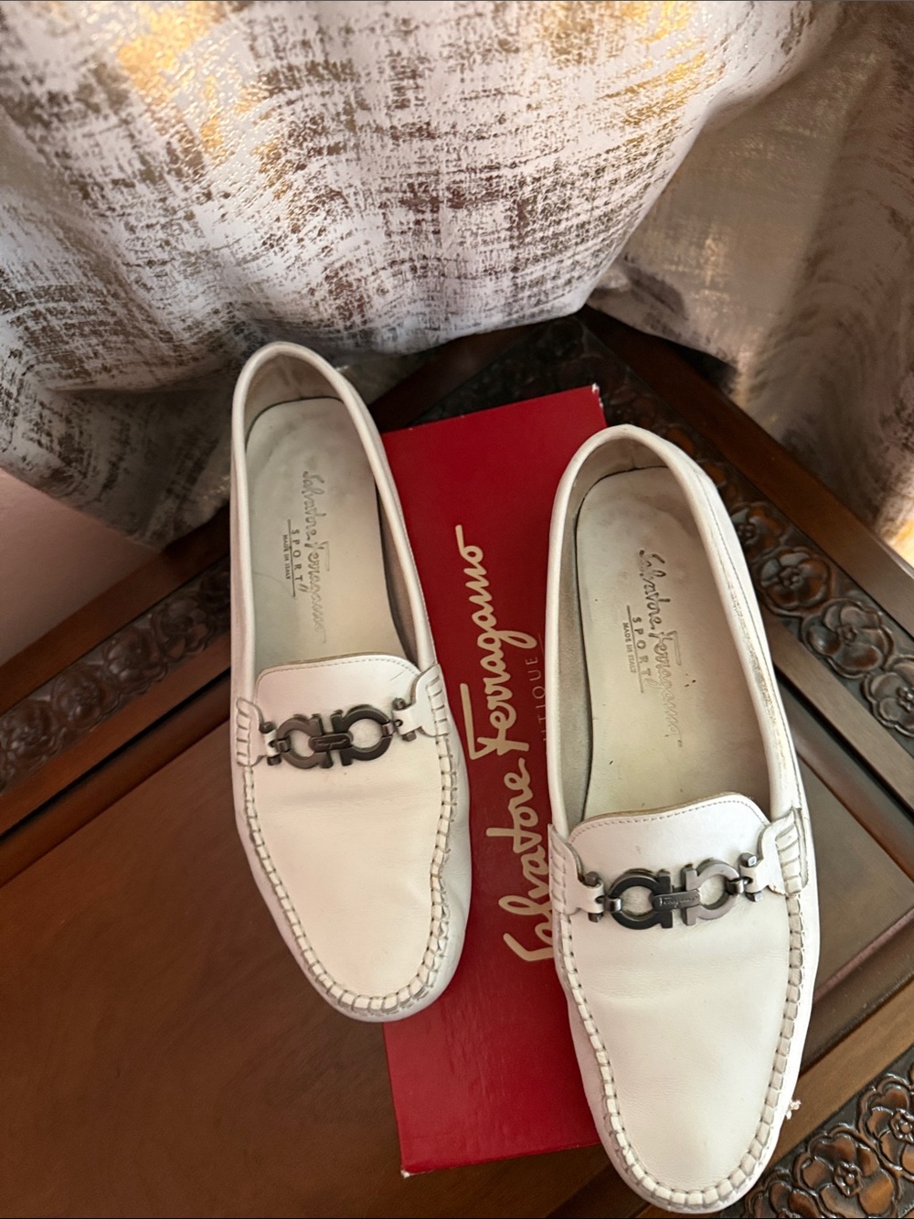 Salvatore Ferragamo White Leather Gancini Bit Loafers size 41
